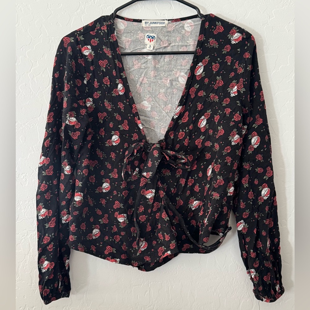 Grateful Dead Junk Food Rose Tie Front Blouse Black Red Graphic Wrap Top S